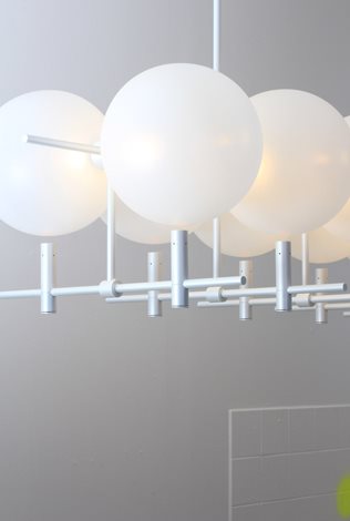 Luna-collection_lighting-luminaires_chandeliers_bespoke-lighting-design-design-by-Jiri-Krejcirik_2021_8.jpg